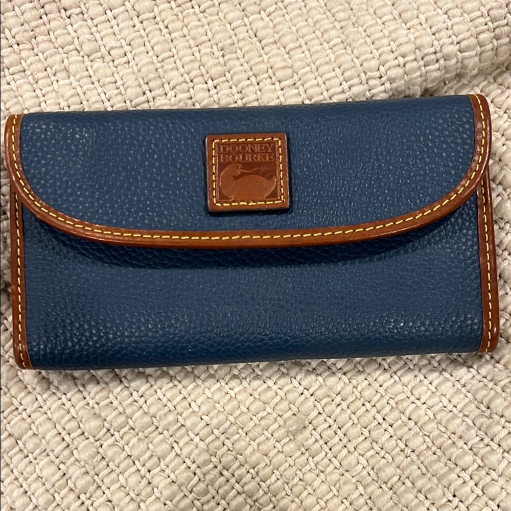 Dooney & Bourke Blue Leather Wallet
